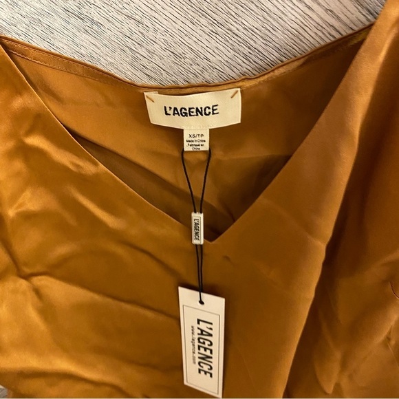 L’Agence | Jane Silk Cami Tank In Caramel Size XS NEW - Picture 2 of 6